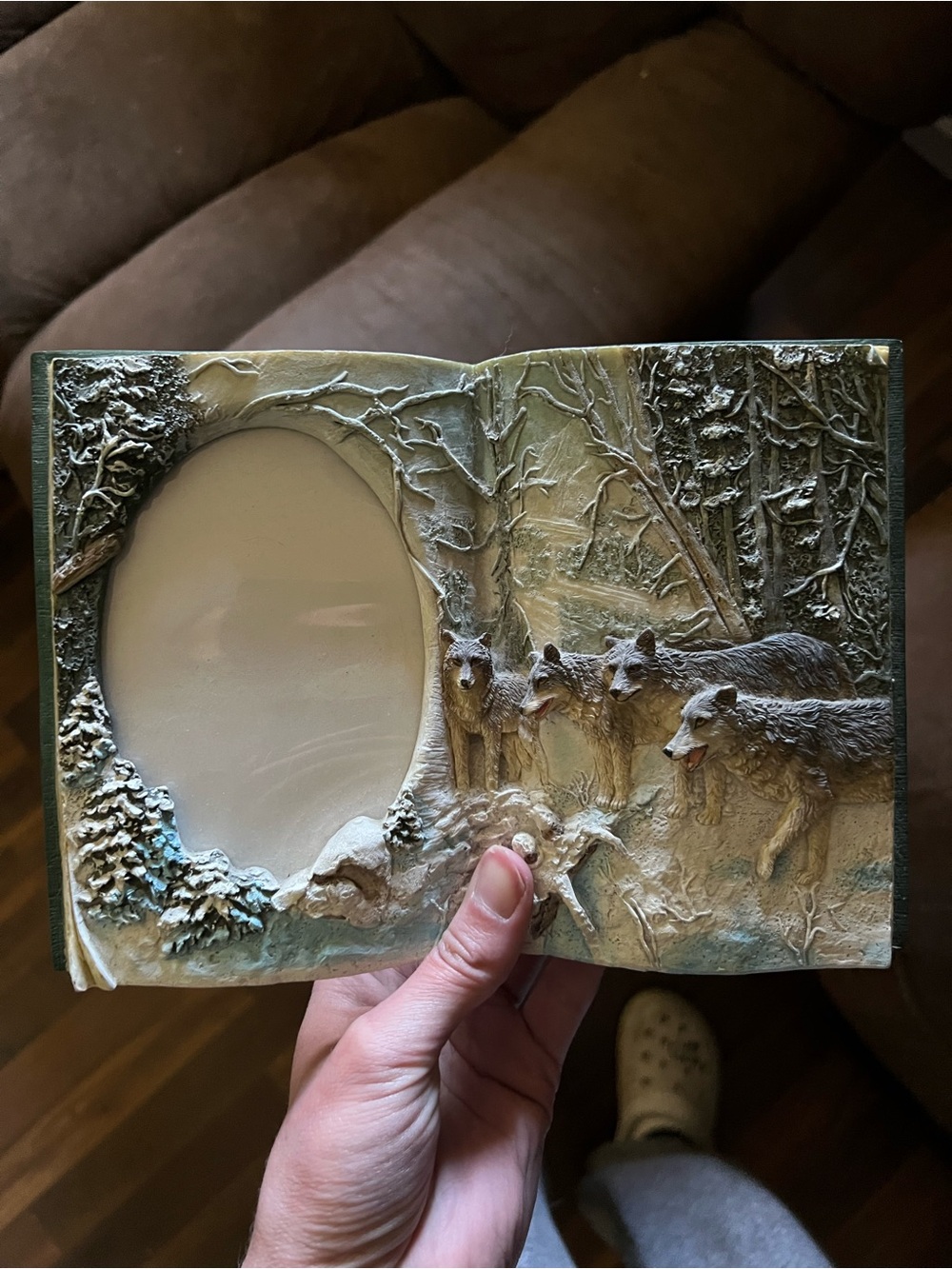 Wolf Frame